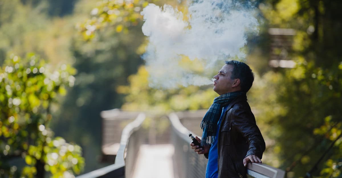 A Guide to Vaping Etiquette in 2026